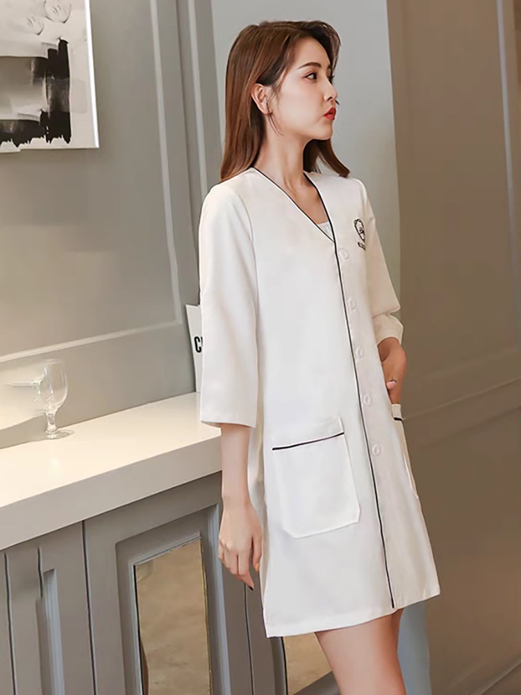 Abbigliamento Professionale di - Medical Lab Management recensione e prezzo