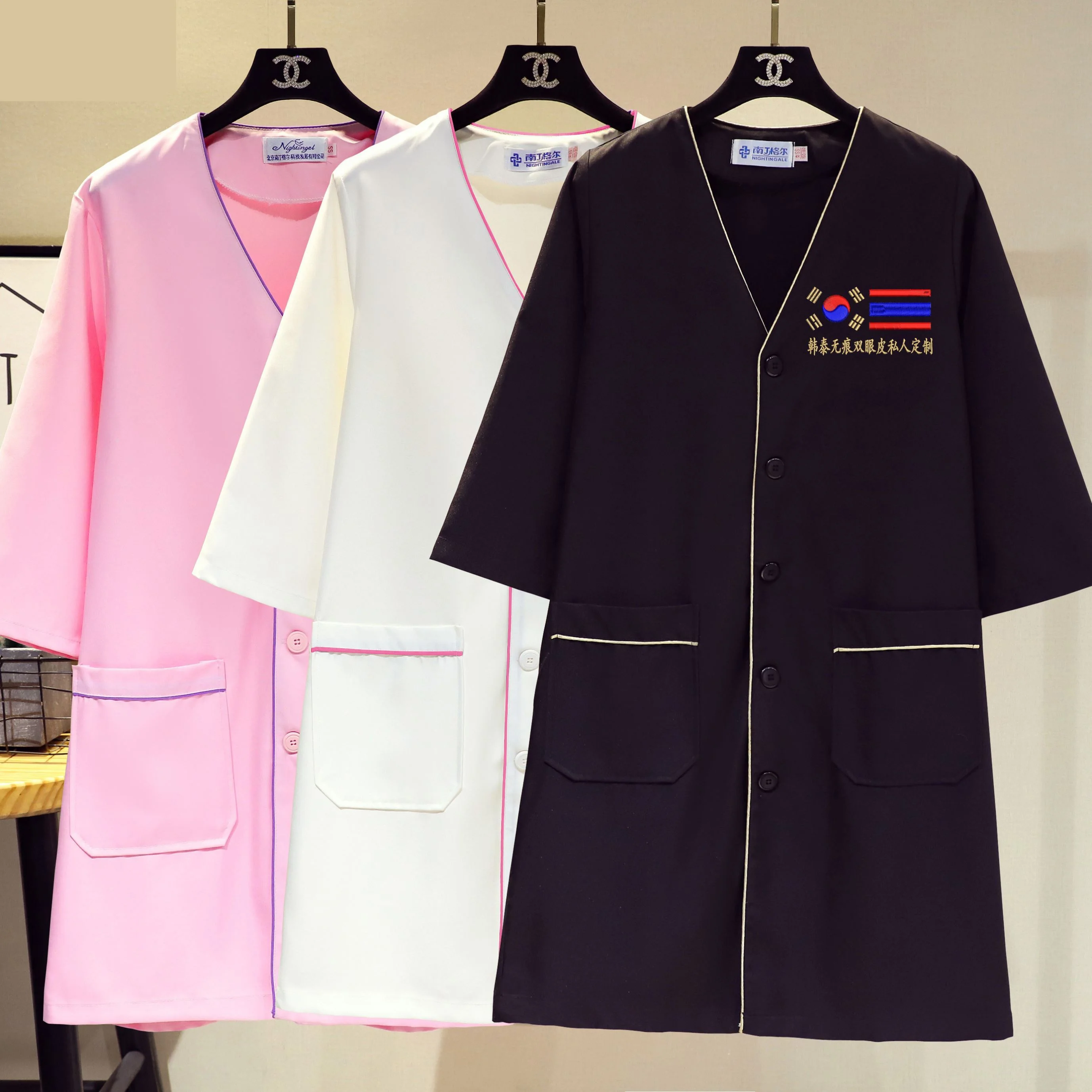 Fashion Skin Manager Abiti da  - Medical Lab Management recensione e prezzo